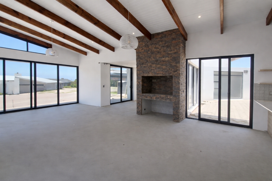 3 Bedroom Property for Sale in Stilbaai Wes Western Cape